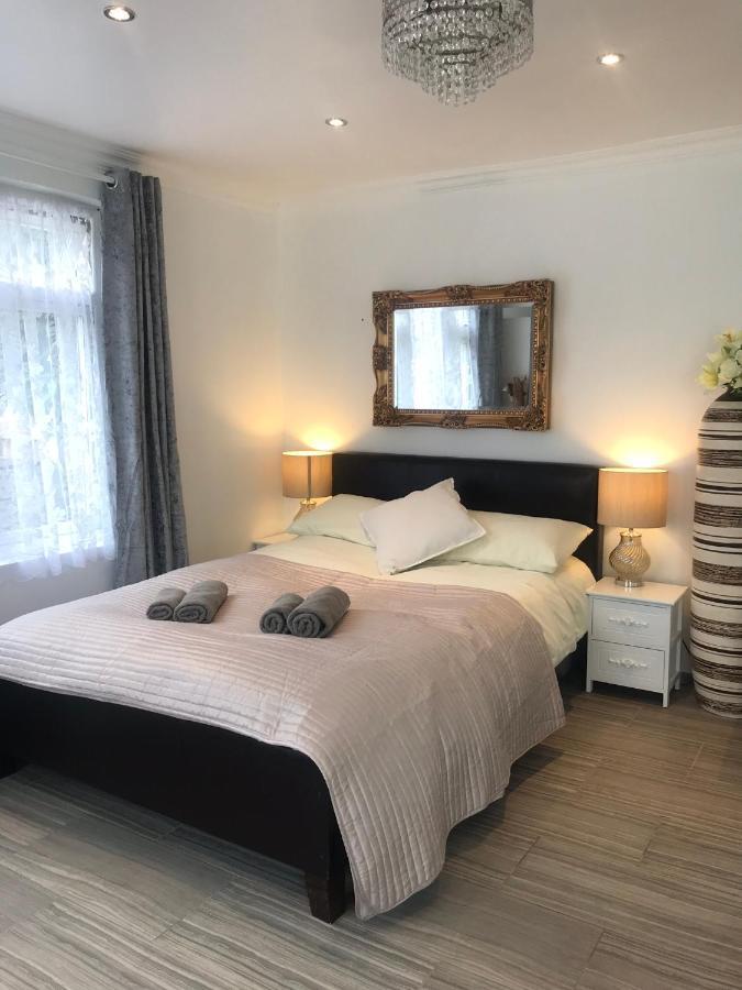 Studio Apartment レインハム エクステリア 写真